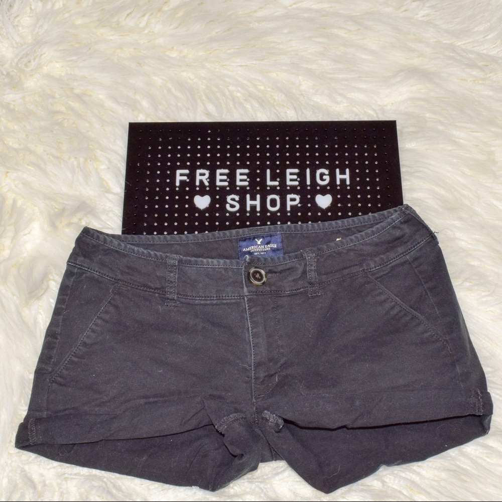 American Eagle | black chino shorts